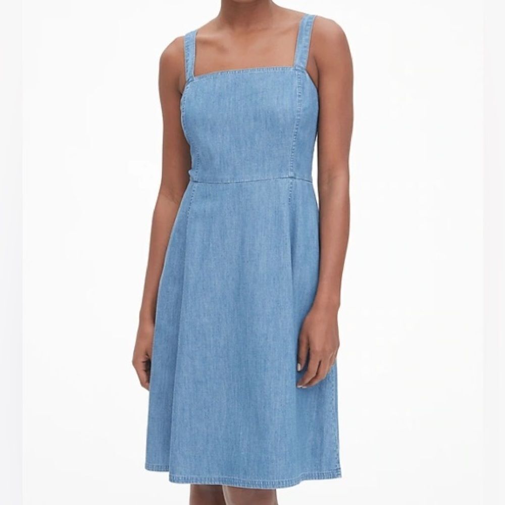 GAP Women's Denim Apron Dress 100% Cotton Size 2